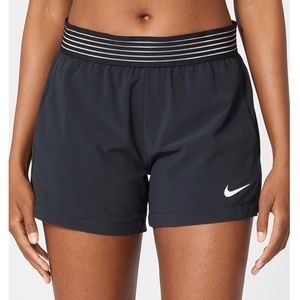 Nike core flex shorts - Black size L